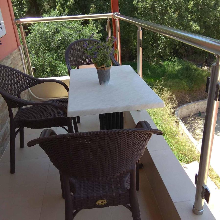 Elena Roza Apartment Meszongí Kültér fotó